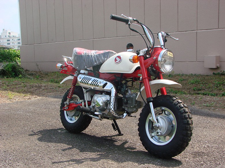 New 1997 Honda 30th Anniversary Monkey Z50 - RMD Motors