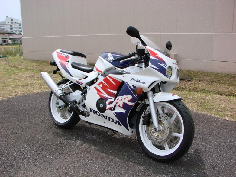 1990 Honda CBR250RR Fireblade - RMD Motors